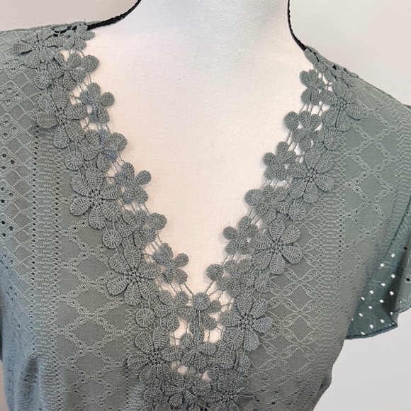 CUPSHE Sage Green Eyelet Mini Dress Size Large - Picture 3 of 14